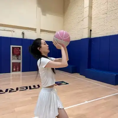 潘梓